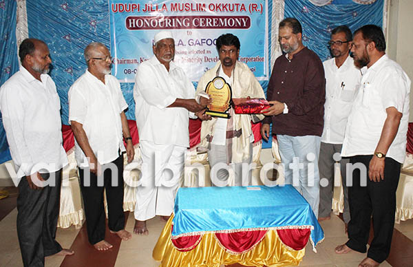 ಅಲ್ಪಸಂಖ್ಯಾತರ ಅಭಿವೃದ್ಧಿ ನಿಗಮಕ್ಕೆ ಬಜೆಟ್‌ನಲ್ಲಿ 650ಕೋಟಿ ರೂ. ಮೀಸಲಿರಿಸಲು ಬೇಡಿಕೆ: ಎಂ.ಎ.ಗಫೂರ್,